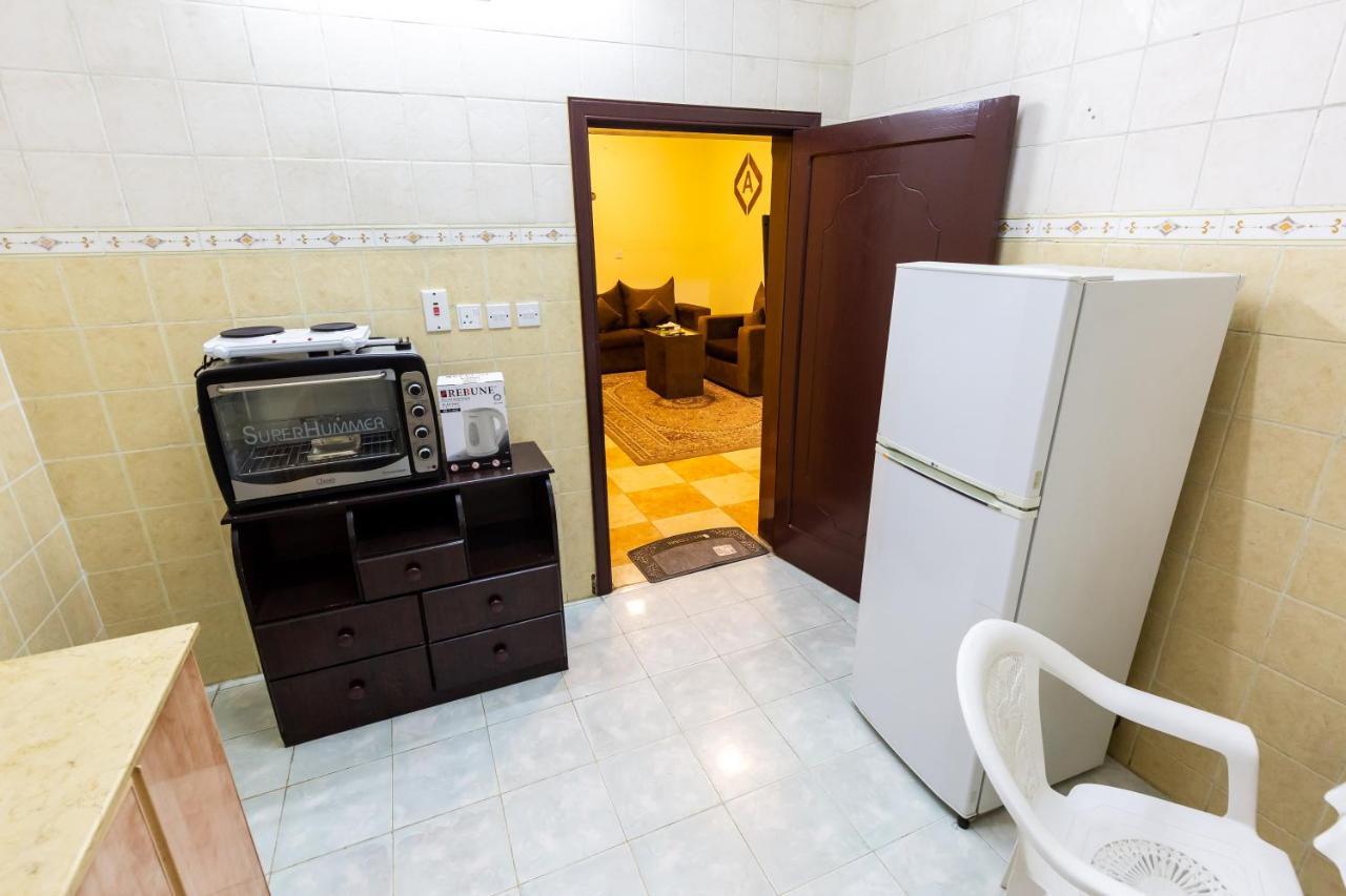 Al Eairy Furnished Apartments - Al Bahah 3 Εξωτερικό φωτογραφία
