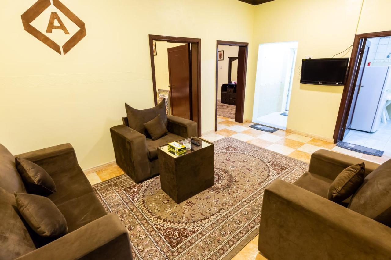 Al Eairy Furnished Apartments - Al Bahah 3 Εξωτερικό φωτογραφία