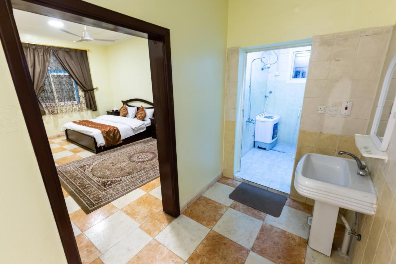 Al Eairy Furnished Apartments - Al Bahah 3 Εξωτερικό φωτογραφία